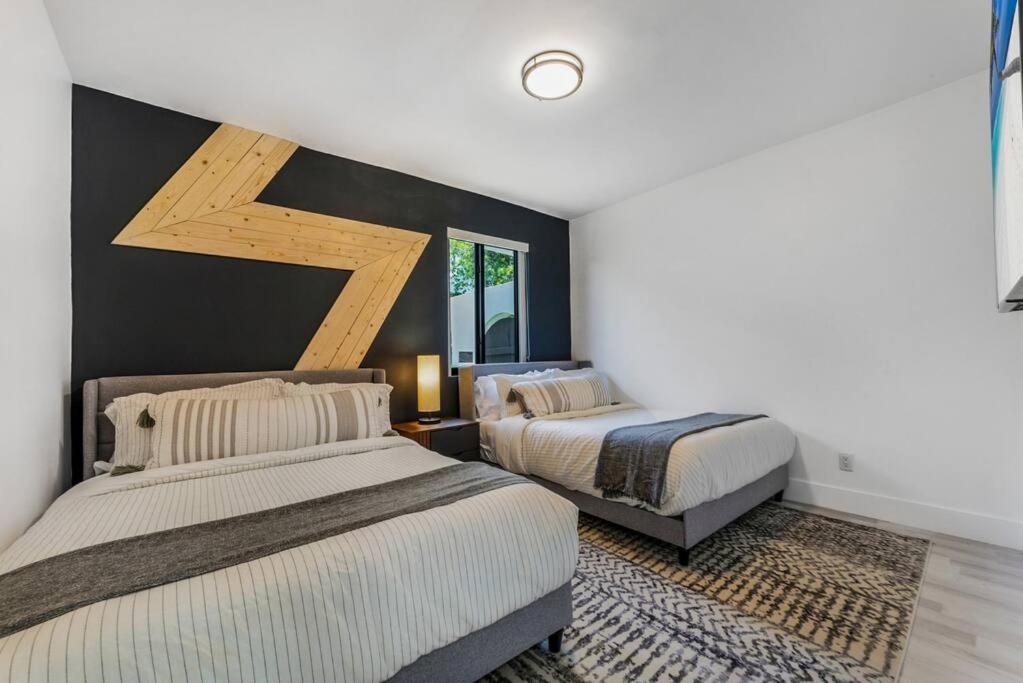 Exclusive Retreat 5br, Heated Pool, Games, Bbq And Fun L71