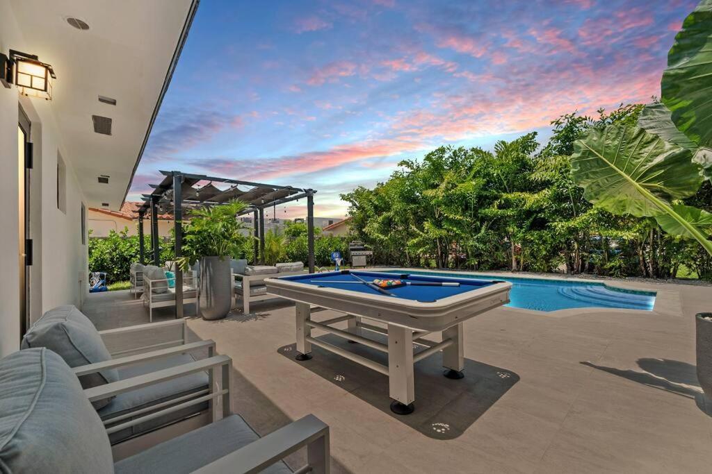 Exclusive Retreat 5br, Heated Pool, Games, Bbq And Fun L71 Holiday home *