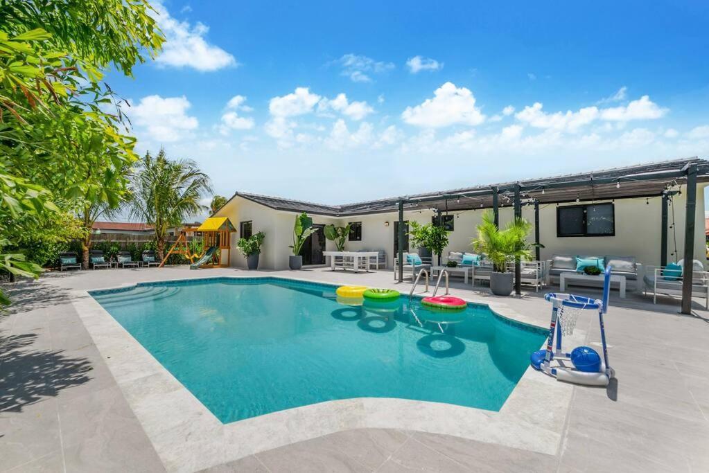 Exclusive Retreat 5br, Heated Pool, Games, Bbq And Fun L71 * Miami